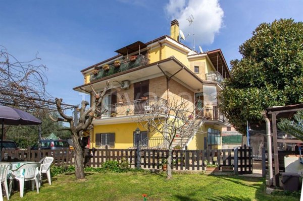 casa indipendente in vendita a San Cesareo