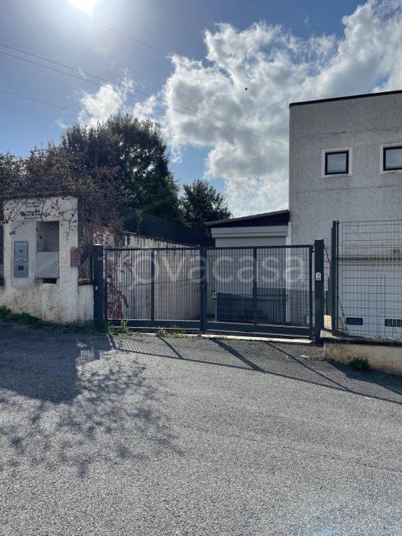 capannone in vendita a San Cesareo