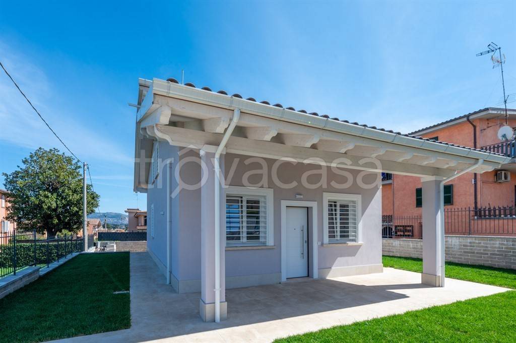 casa indipendente in vendita a San Cesareo