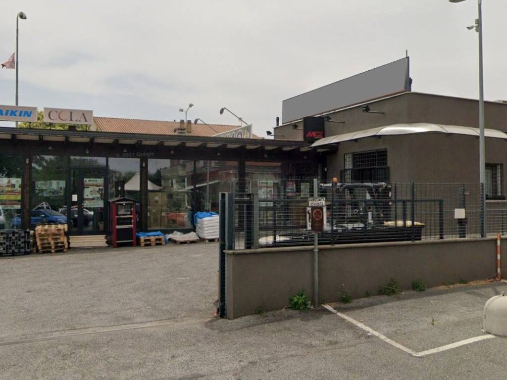 negozio in vendita a San Cesareo