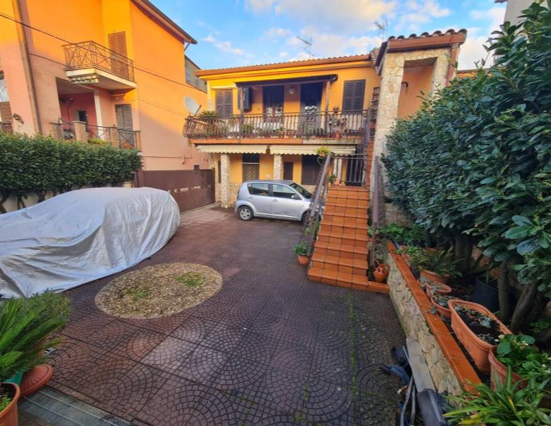 casa indipendente in vendita a San Cesareo