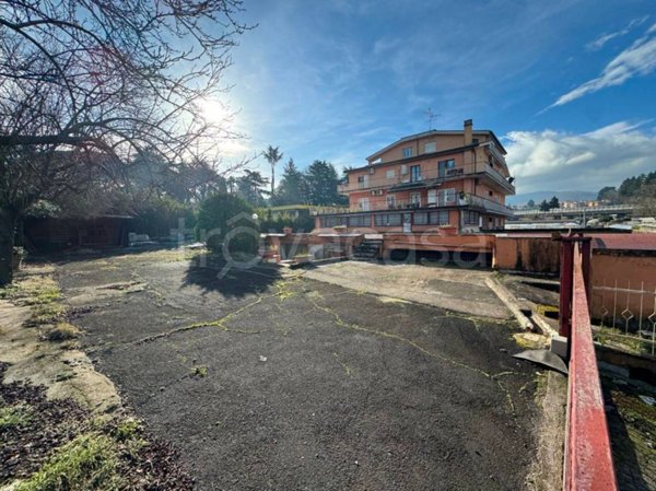 negozio in vendita a San Cesareo
