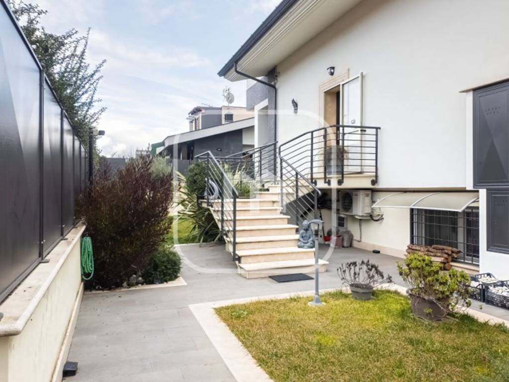 casa indipendente in vendita a San Cesareo