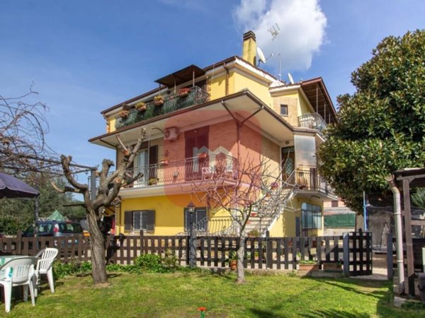 casa indipendente in vendita a San Cesareo
