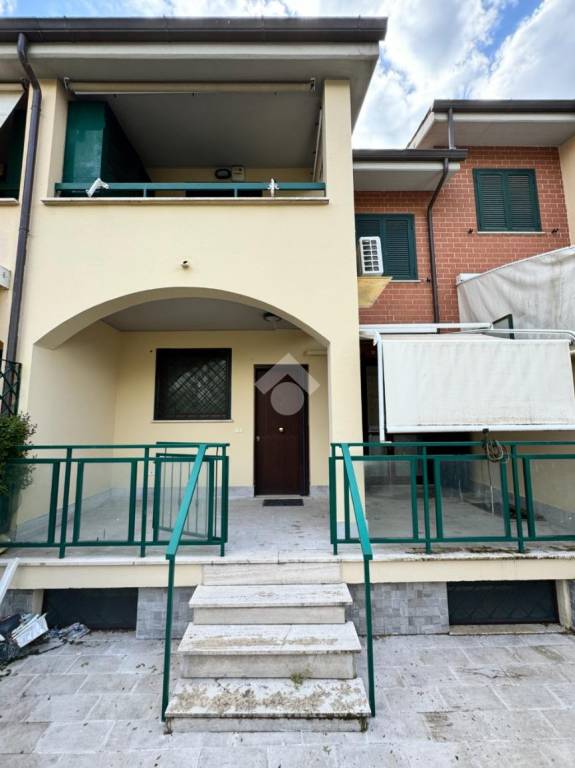 casa indipendente in vendita a San Cesareo