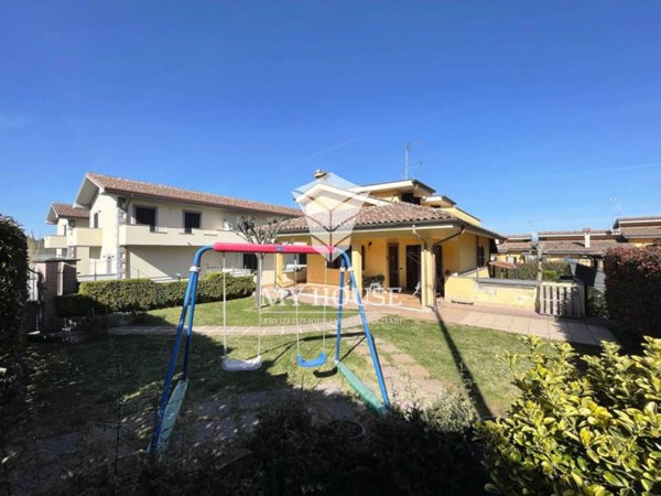 casa indipendente in vendita a San Cesareo