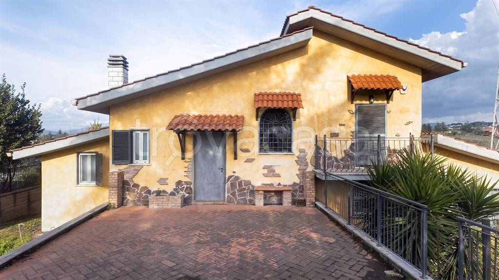 casa indipendente in vendita a San Cesareo