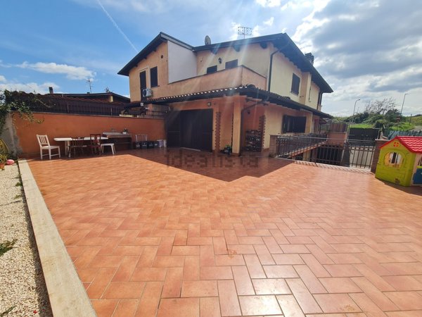 casa indipendente in vendita a San Cesareo