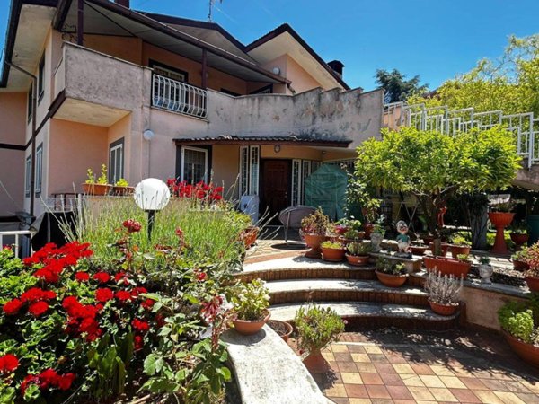 casa indipendente in vendita a San Cesareo in zona Campo Gillaro