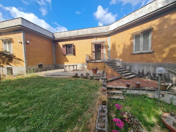 casa indipendente in vendita a San Cesareo
