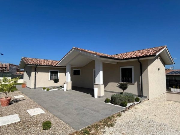 casa indipendente in vendita a San Cesareo