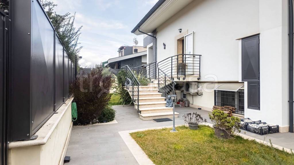 casa indipendente in vendita a San Cesareo