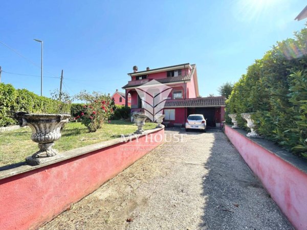 casa indipendente in vendita a San Cesareo