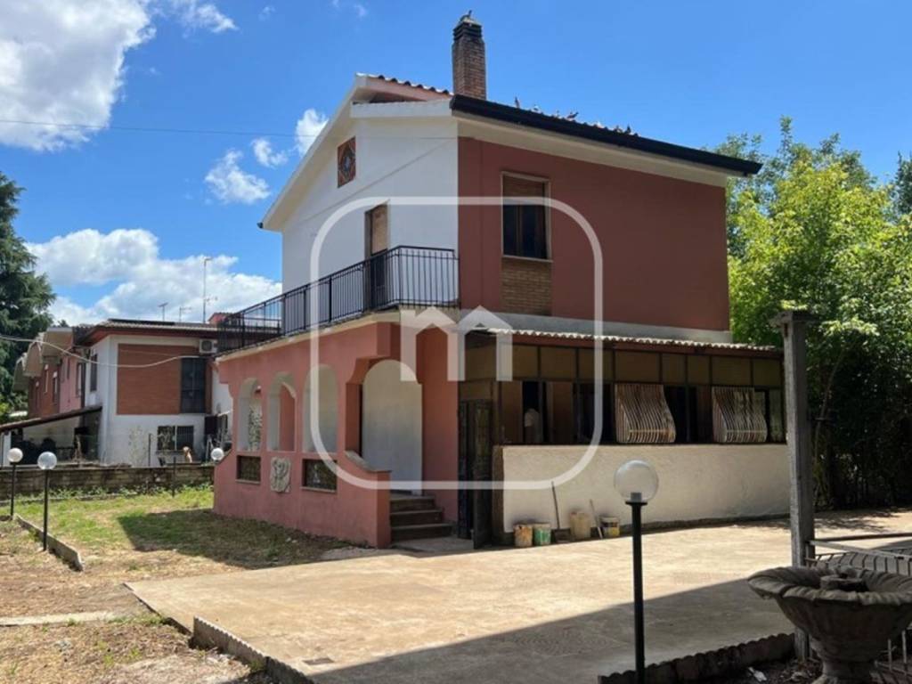 casa indipendente in vendita a San Cesareo