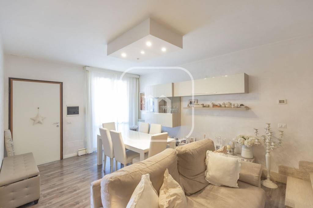 casa indipendente in vendita a San Cesareo