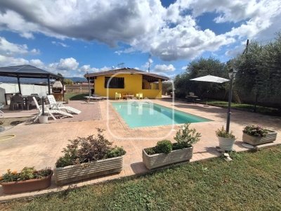 casa indipendente in vendita a San Cesareo