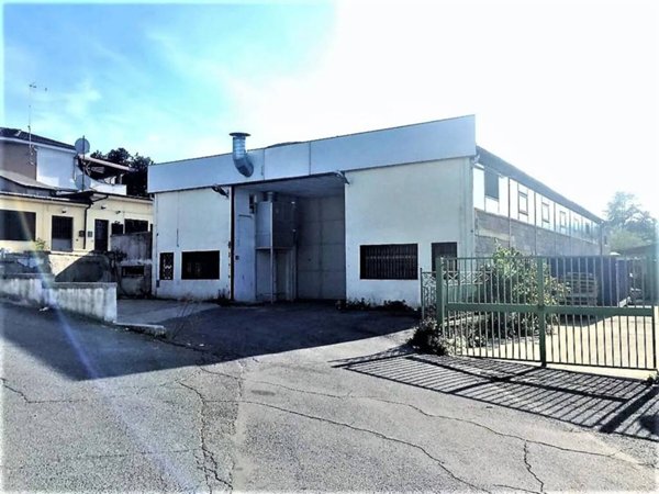 locale commerciale in vendita a San Cesareo
