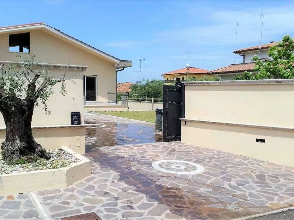 casa indipendente in vendita a San Cesareo