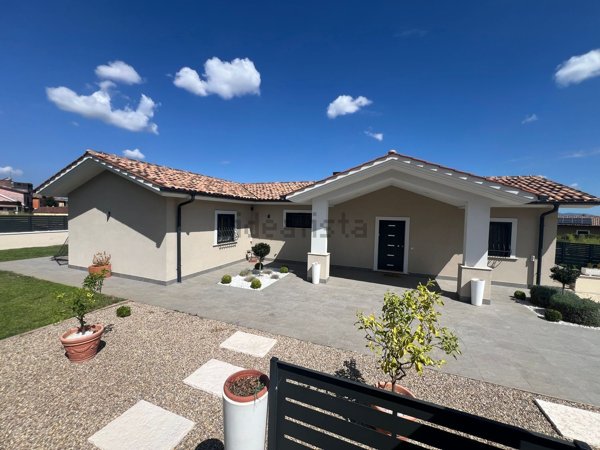 casa indipendente in vendita a San Cesareo