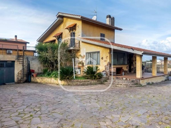 casa indipendente in vendita a San Cesareo