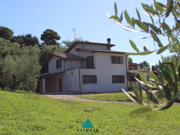 casa indipendente in vendita a San Cesareo