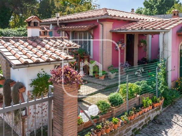 casa indipendente in vendita a San Cesareo