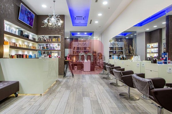 negozio in vendita a San Cesareo