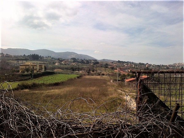 terreno edificabile in vendita a San Cesareo