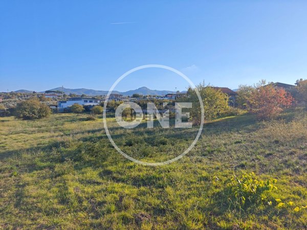 locale di sgombero in vendita a San Cesareo