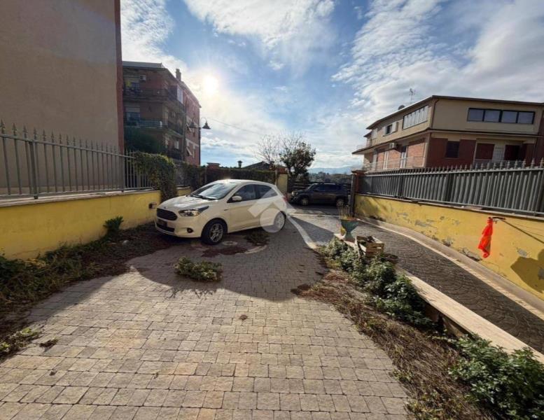 appartamento in vendita a San Cesareo in zona Colle di Fuori