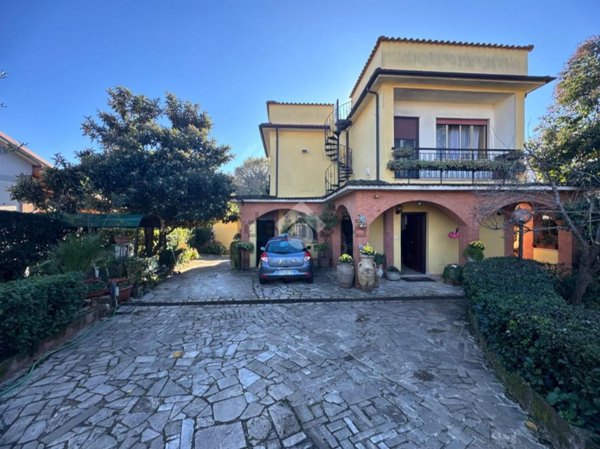 casa indipendente in vendita a San Cesareo in zona Colle San Pietro