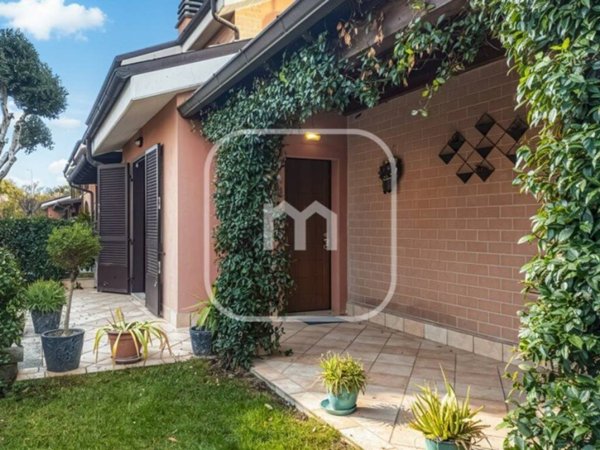 casa indipendente in vendita a San Cesareo