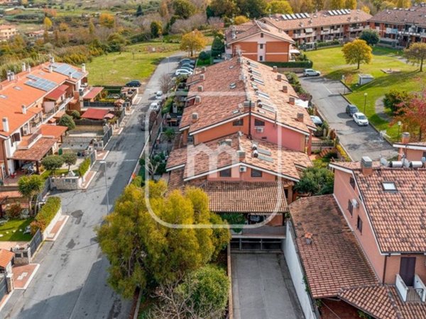 casa indipendente in vendita a San Cesareo