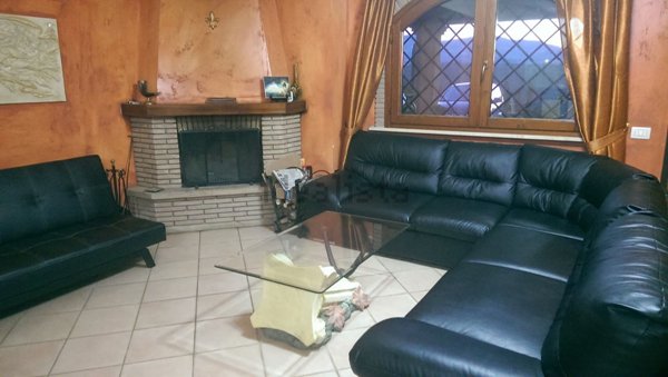 casa indipendente in vendita a San Cesareo