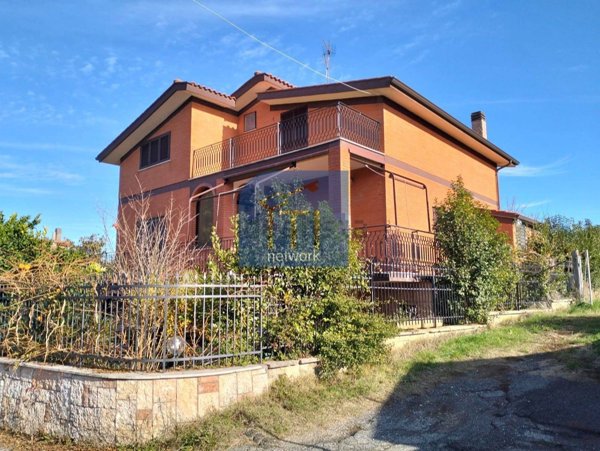 casa indipendente in vendita a San Cesareo