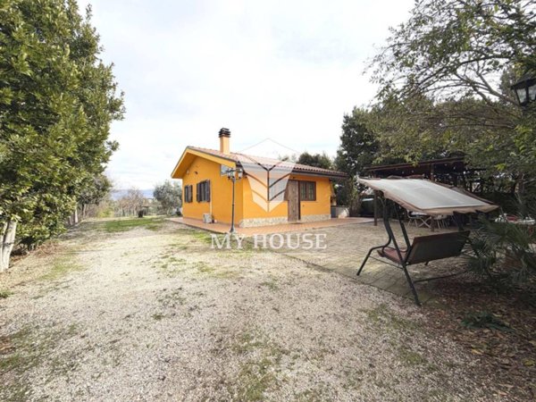 casa indipendente in vendita a San Cesareo