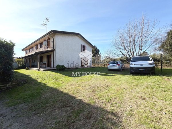 casa indipendente in vendita a San Cesareo