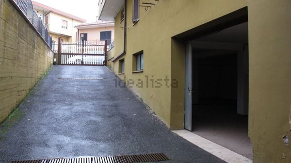 locale di sgombero in vendita a San Cesareo