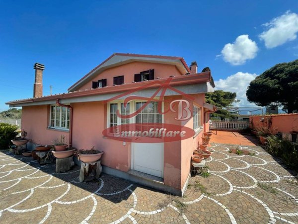 casa indipendente in vendita a San Cesareo