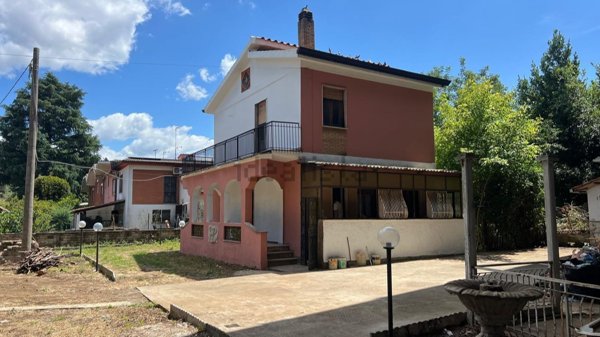 casa indipendente in vendita a San Cesareo