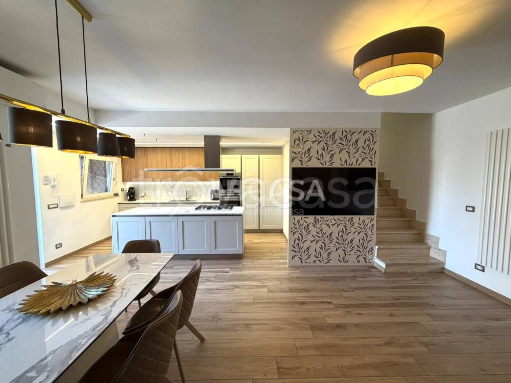 casa indipendente in vendita a San Cesareo