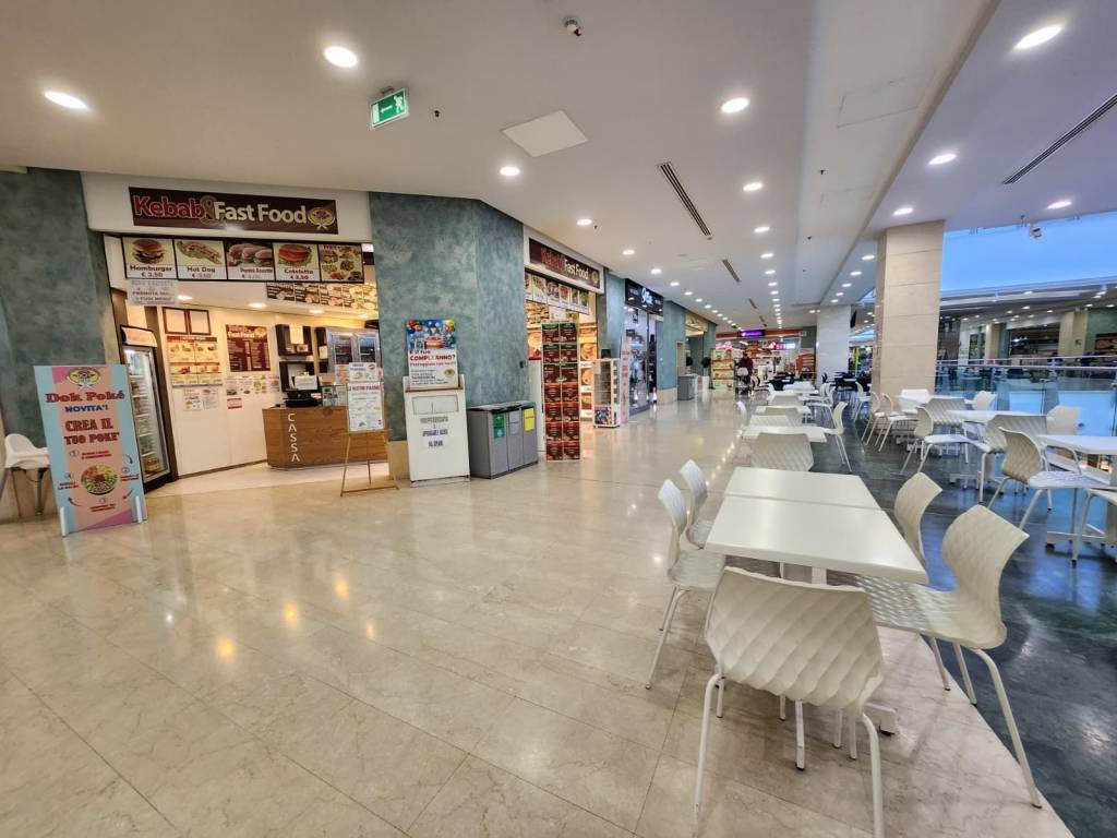 negozio in vendita a San Cesareo