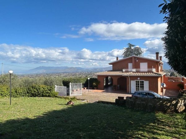 casa indipendente in vendita a San Cesareo