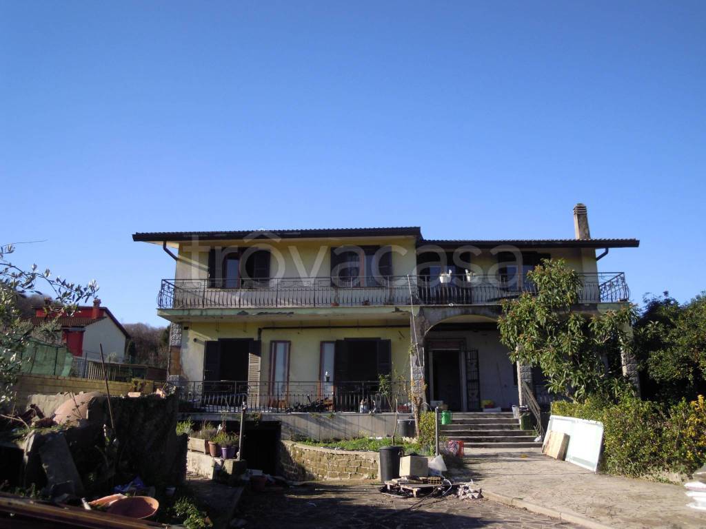casa indipendente in vendita a San Cesareo in zona Colle di Fuori
