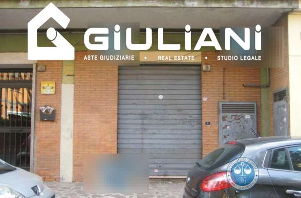 locale commerciale in vendita a San Cesareo