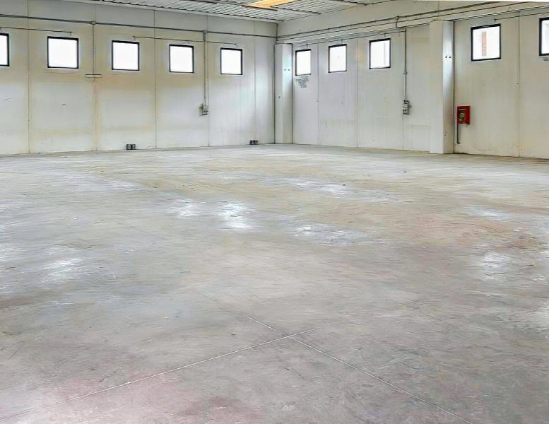 locale commerciale in vendita a San Cesareo in zona Campo Gillaro