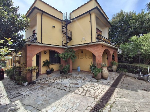 casa indipendente in vendita a San Cesareo