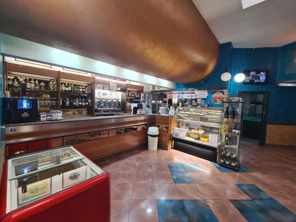 negozio in vendita a San Cesareo