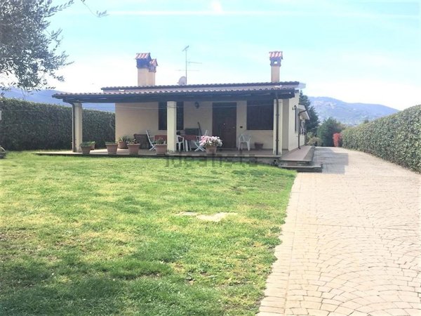 casa indipendente in vendita a San Cesareo