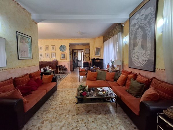 casa indipendente in vendita a San Cesareo in zona Colle San Pietro
